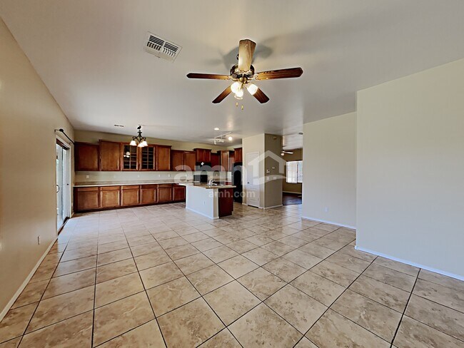 Building Photo - 7719 S 69th Lane