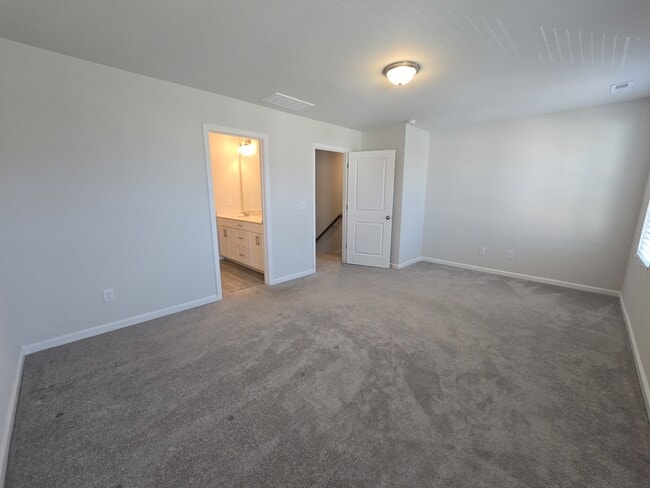 Building Photo - 6309 Truxton Ln