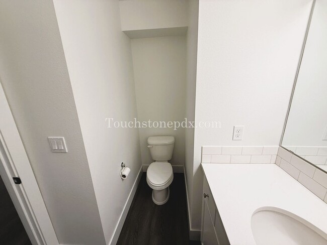 Building Photo - 16764 Chula Vista Ave