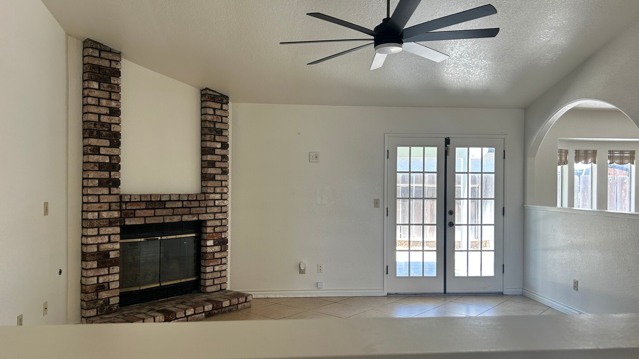 Building Photo - 1691 Yorktown Ct