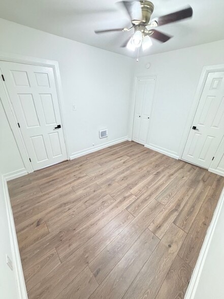 Second Bedroom - 2840 S Mansfield Ave