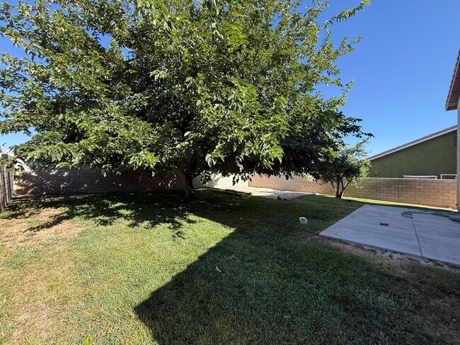 Building Photo - 43439 Bale Ct