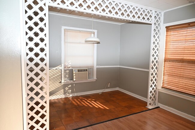 Building Photo - 3402 Grant St