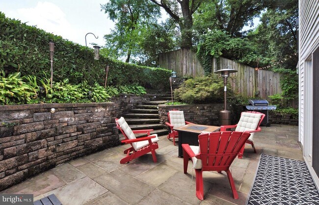 Building Photo - 4306 Kentbury Dr