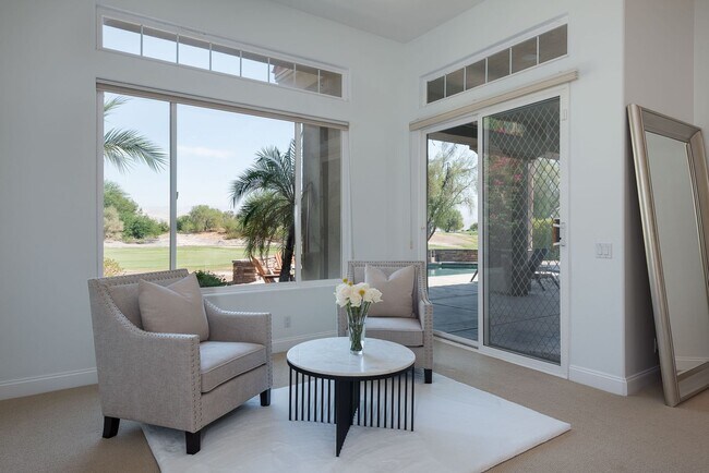 Building Photo - 45 Vista Encantada