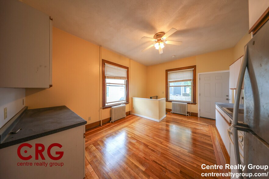 Building Photo - 22 Grand View Ave