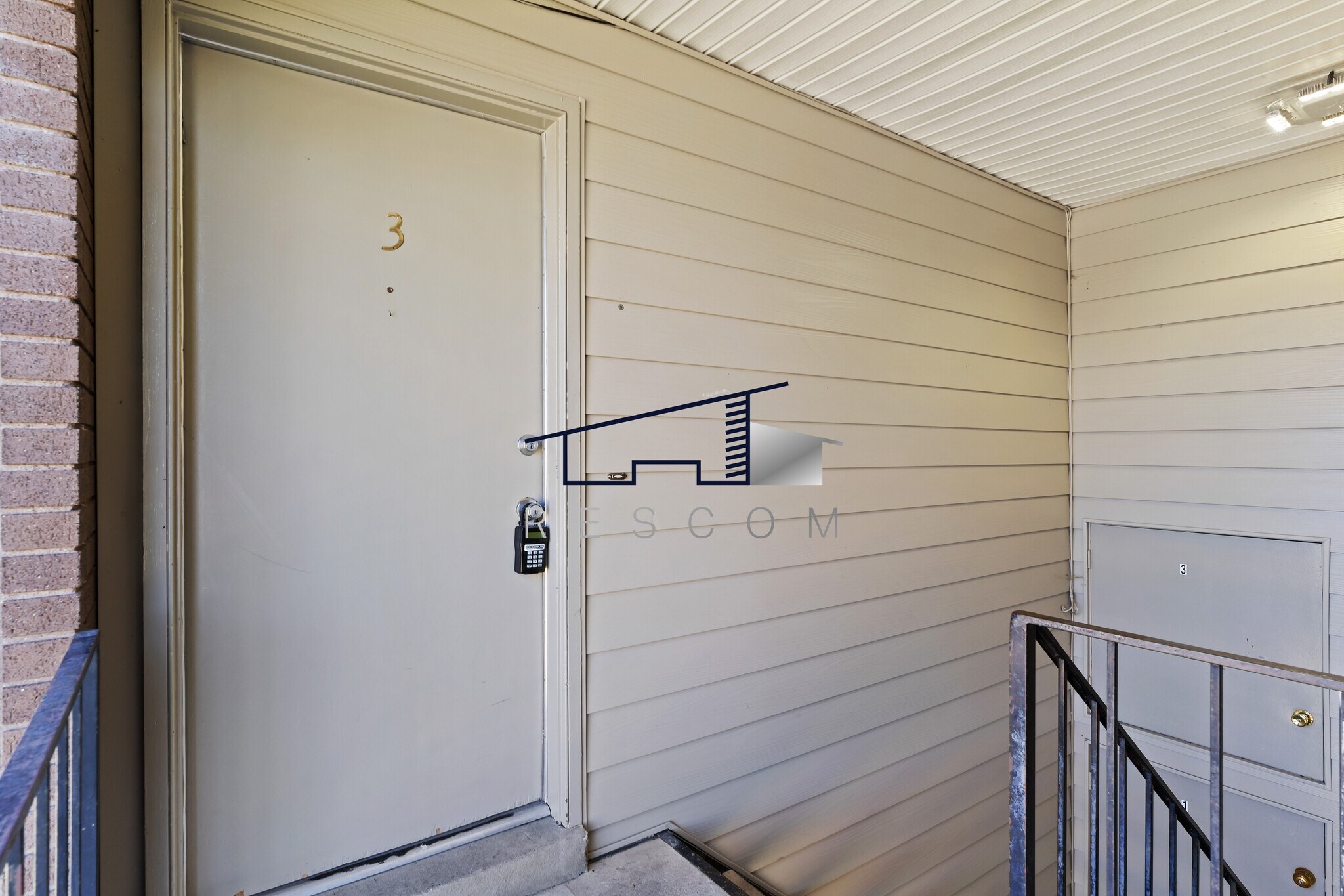 Building Photo - 447 W 4900 S