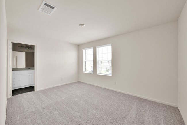 Building Photo - For Lease | 5 Bed, 4 Bath | 2,784 Sq Ft | Chapel Run Community |
