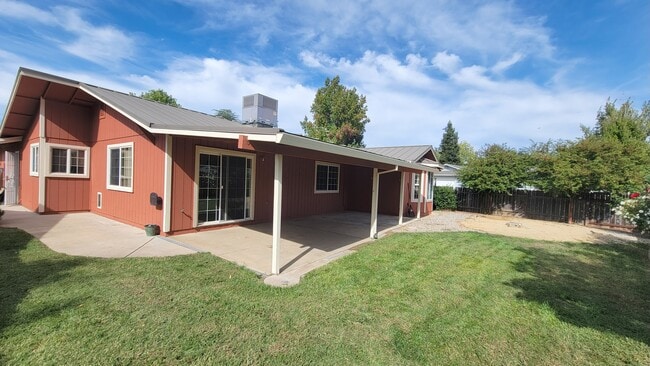 Building Photo - 7007 David Trl