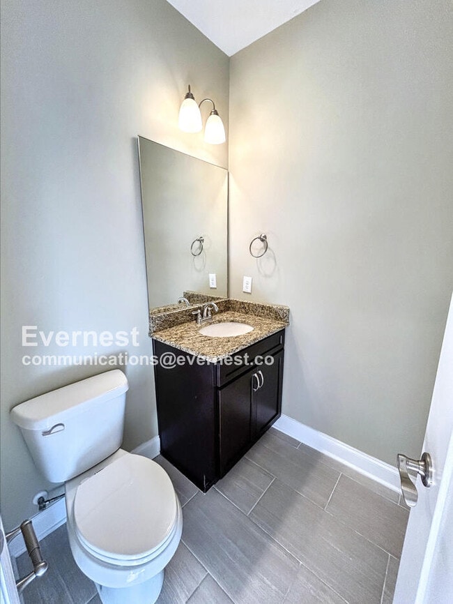 Building Photo - 708 Black Colt Dr