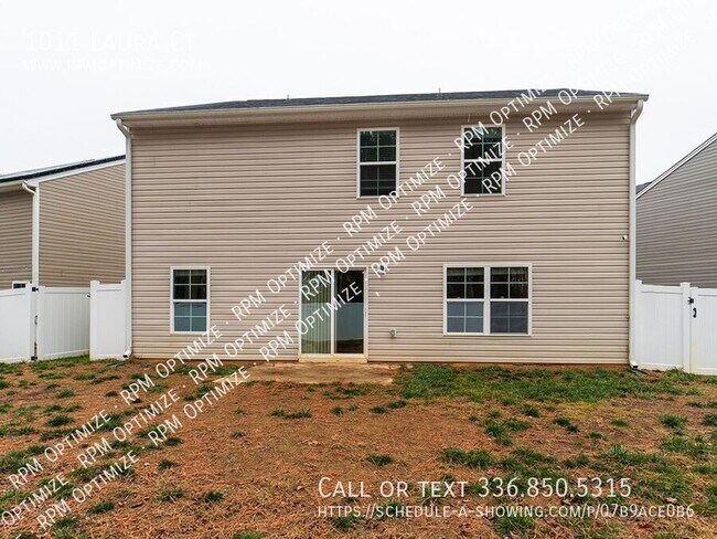 Building Photo - 1011 Laura Ct