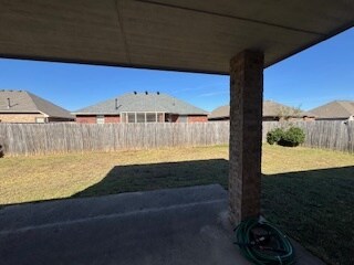 Building Photo - 929 NE 28th St