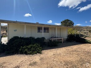 Building Photo - Apple Valley Manufactured Home