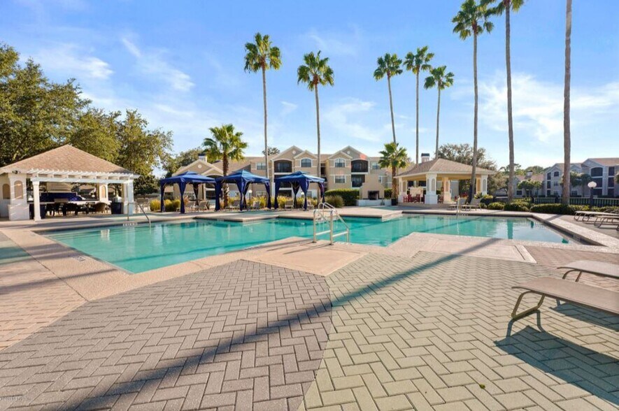 Building Photo - 400 Timberwalk Ct