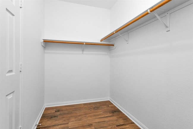 Building Photo - 30831 W Lost Creek Blvd