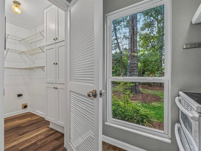 Building Photo - 3335 Micanopy Trail