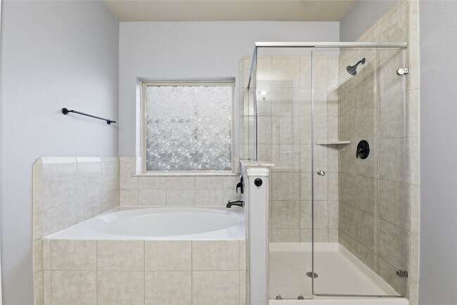 Building Photo - 4802 Taylor Drive