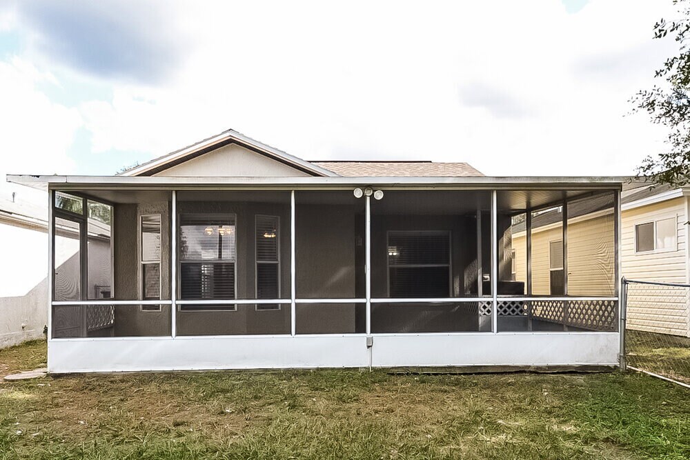 Building Photo - 4313 Longshore Dr