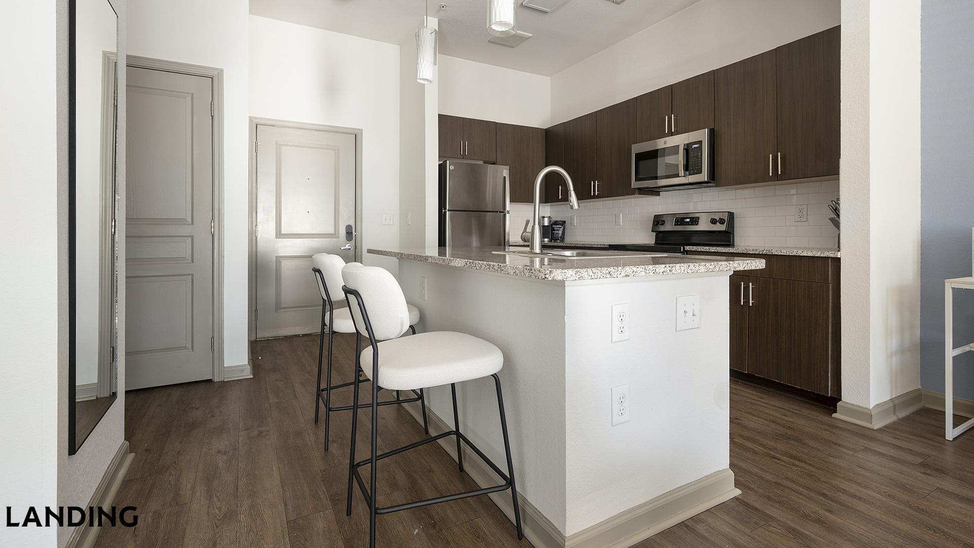 Building Photo - 10051 Perimeter Station Dr