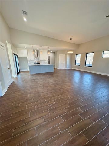 Building Photo - 2713 Stone Briar Dr
