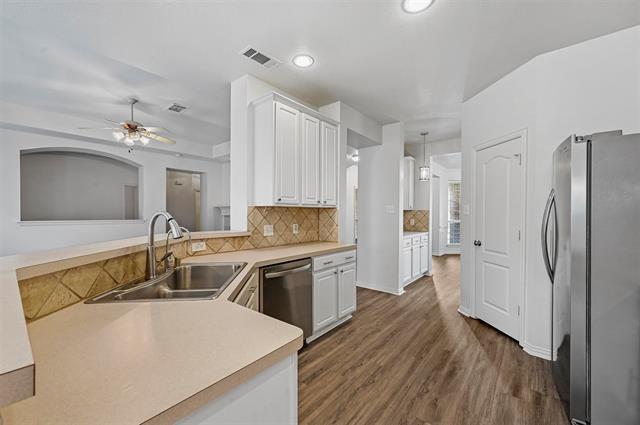 Building Photo - 1711 Peregrine Dr