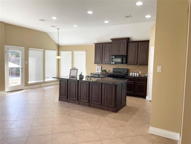 Building Photo - 13602 Silent Walk Dr