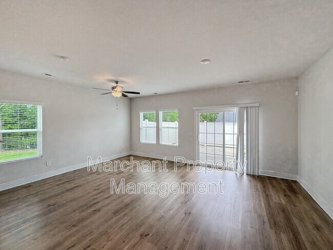 Building Photo - 964 Yarn Wy