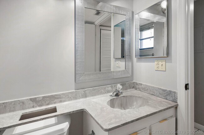 Building Photo - 7593 Tahiti Ln
