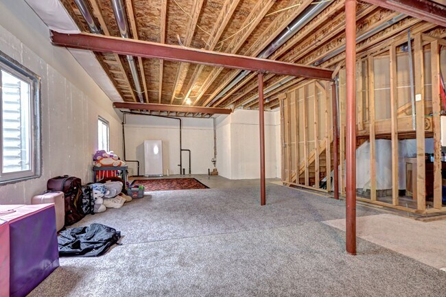 Building Photo - Canterberry Crossing Parker CO 4 bed 3 bat...