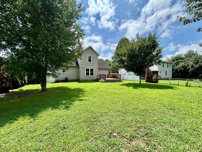 Building Photo - 1225 Cobblestone Ln
