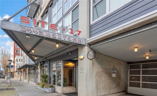 Building Photo - 2 bed/1bath Belltown full waterfront view ...