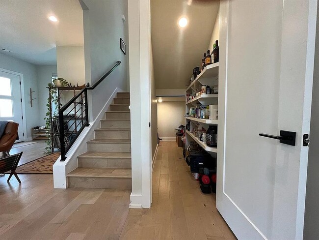 Building Photo - 3507 Oak Springs Dr