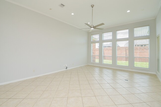 Building Photo - 3910 Jade Cove Ln