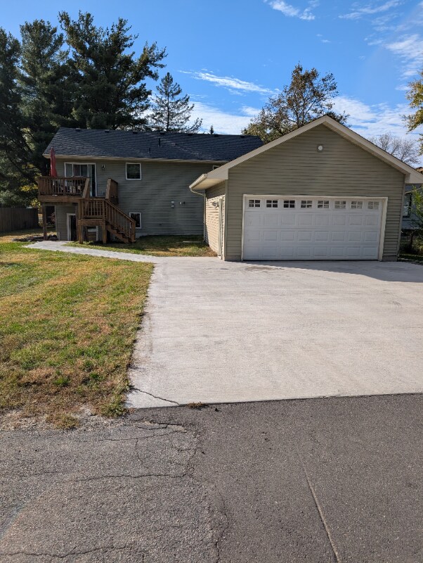 Building Photo - 1010 7th Ave N