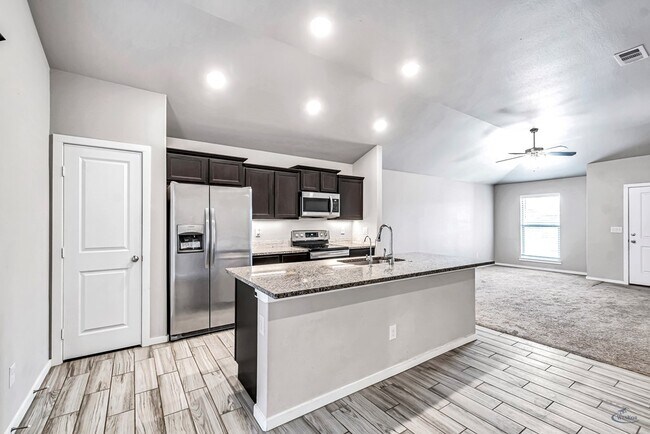 Building Photo - 9115 Ratliff Rdg