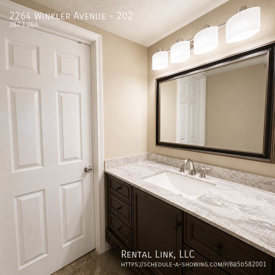 Building Photo - 2264 Winkler Ave