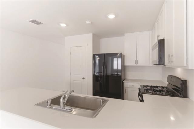Building Photo - 3120 Burmese St