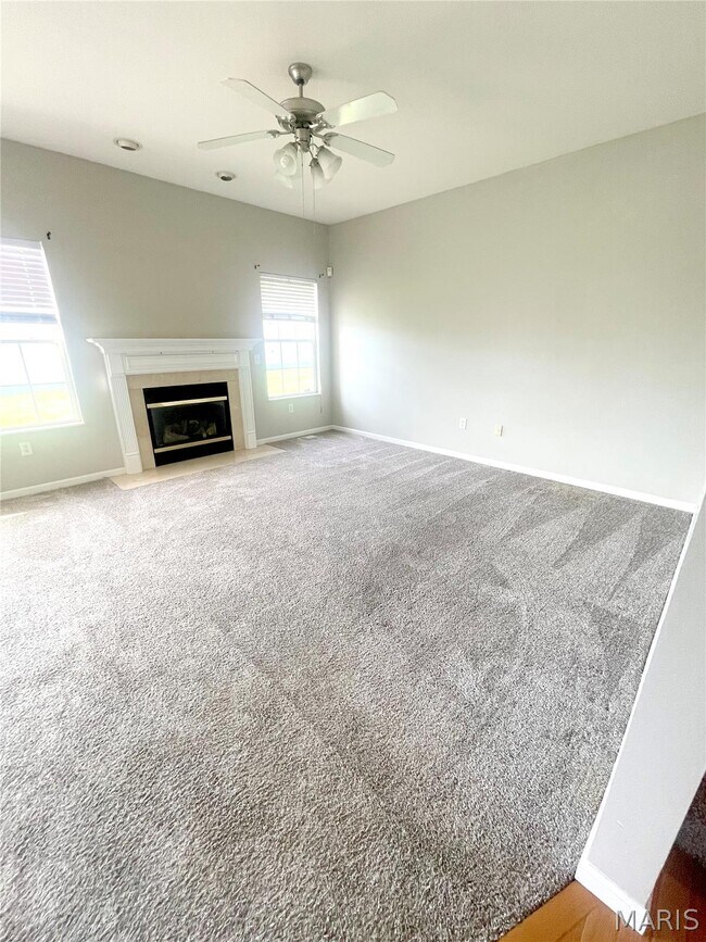 Building Photo - 764 Granite Dr