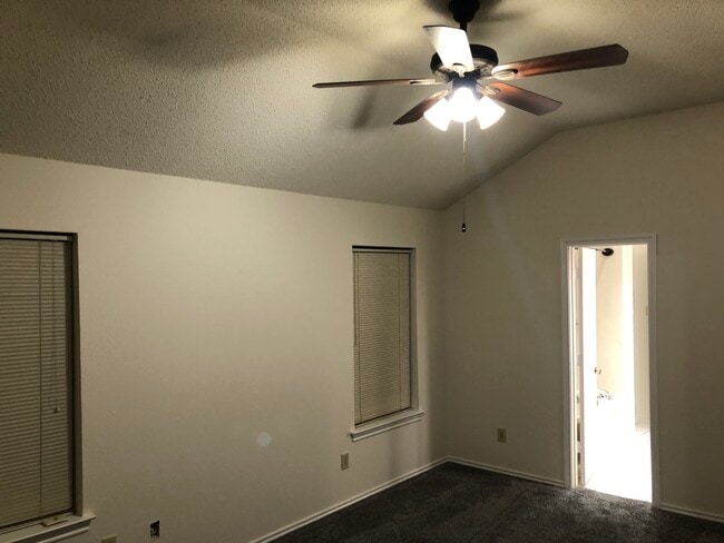 Building Photo - 10629 Holly Grove Dr