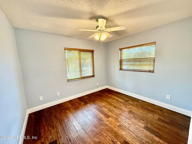 Building Photo - 1129 Alcala Dr