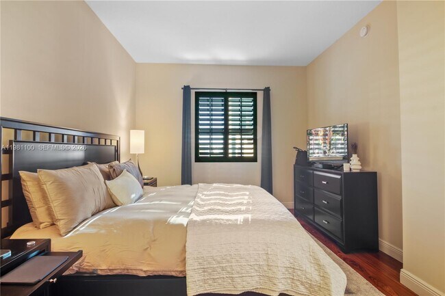 Building Photo - 100 Andalusia Ave