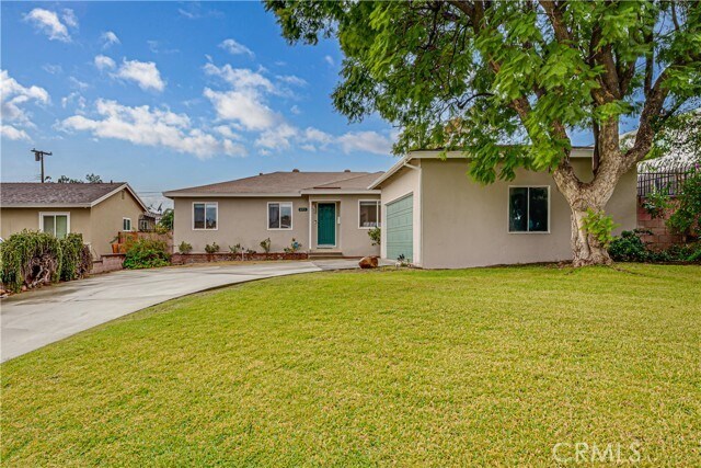 Building Photo - 895 Altura Way