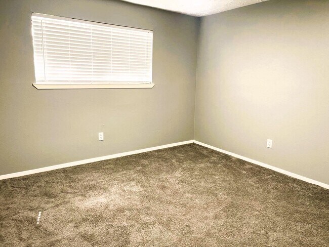 Building Photo - 12835 Pantano Drive