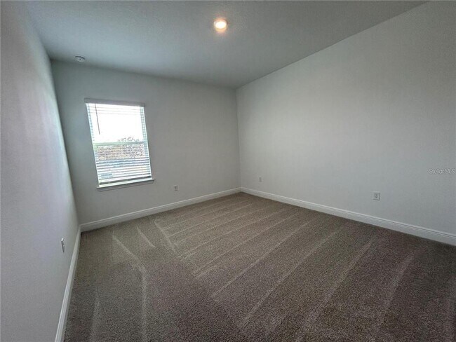 Building Photo - 16902 Hamlin Oasis Lp