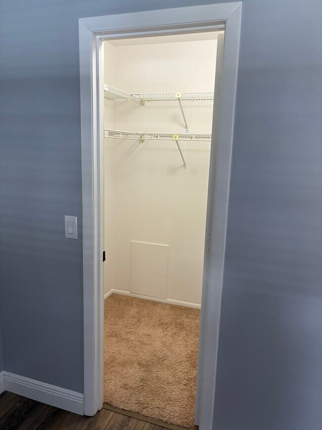 Building Photo - 31 Plantation Dr