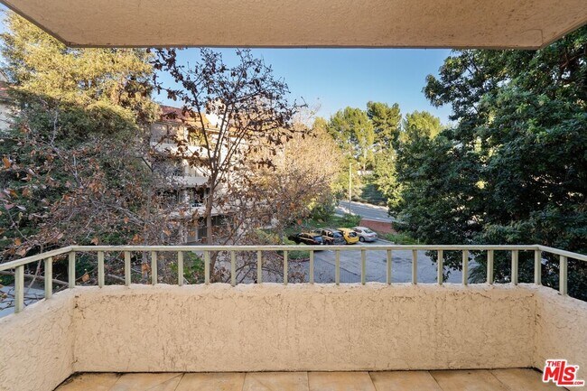 Building Photo - 4141 Via Marisol