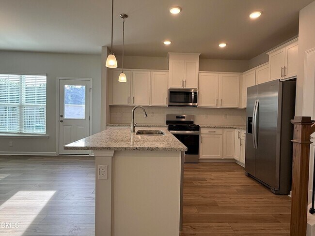 Building Photo - 5023 Reader Wy