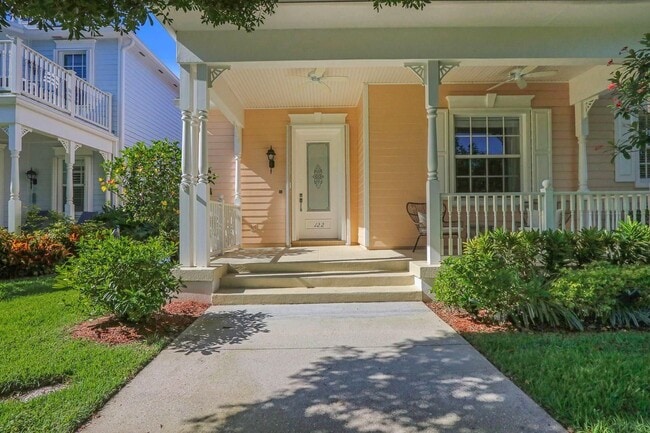 Building Photo - 122 Poinciana Dr