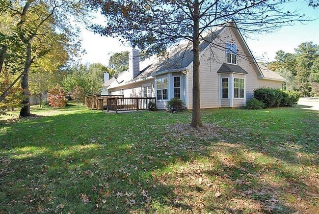 Building Photo - 2865 Cressington Bend NW