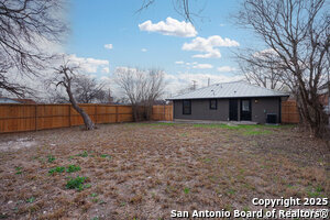 Building Photo - 1723 Socorro St